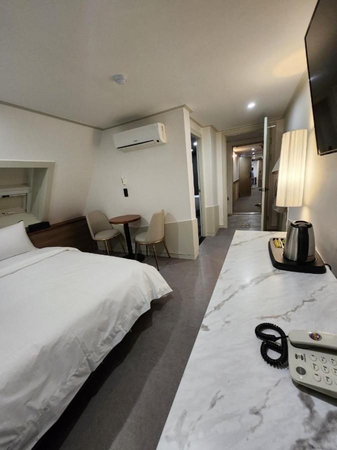 Hotel Stay Inn Seul Esterno foto