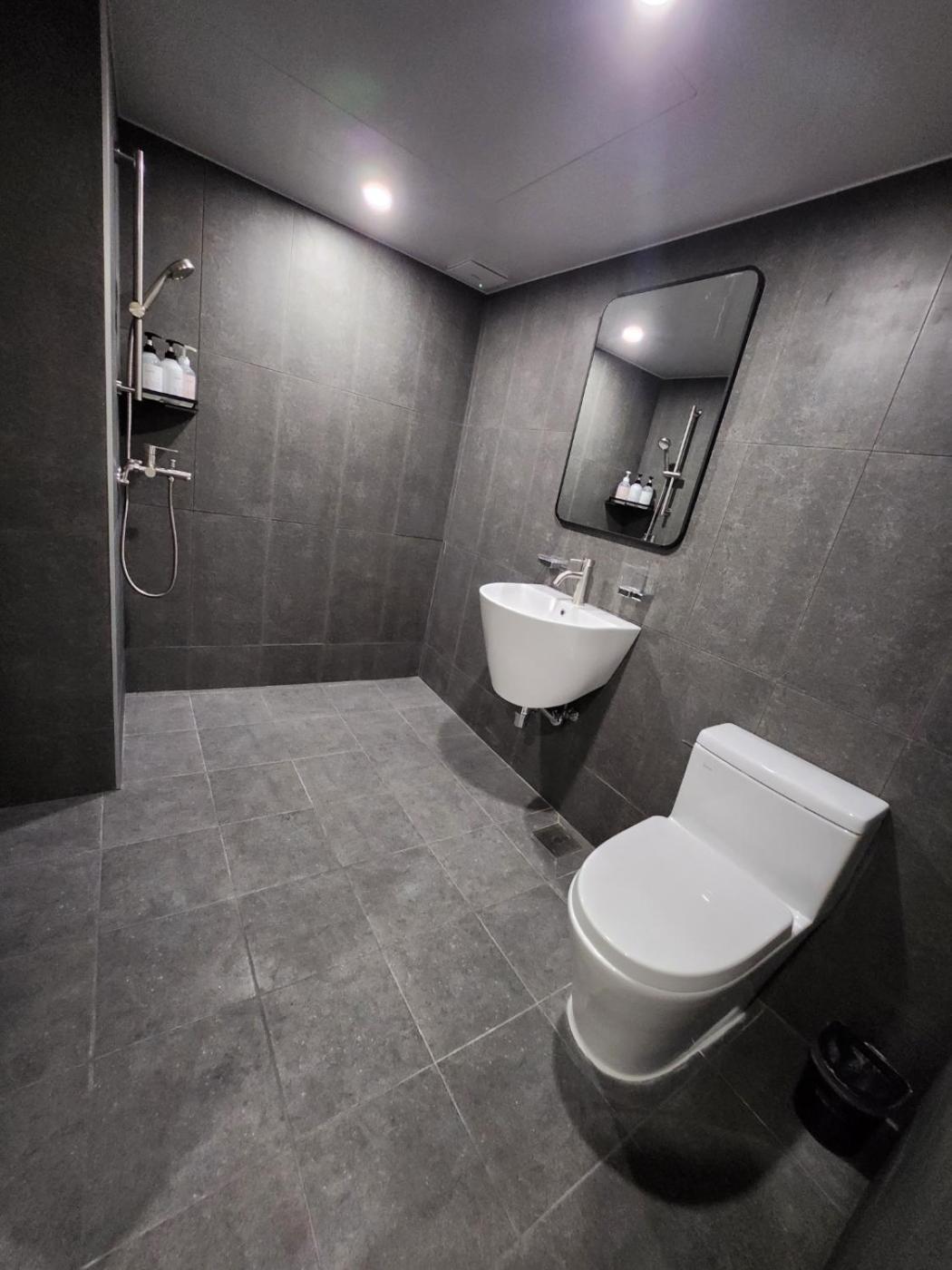 Hotel Stay Inn Seul Esterno foto